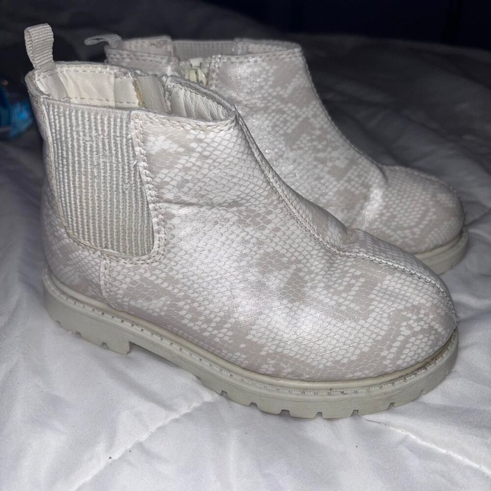 Carter-s White Boots